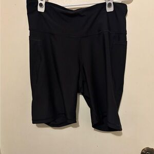 Old Navy Black Women's Active Bike Shorts - Stretch Performance